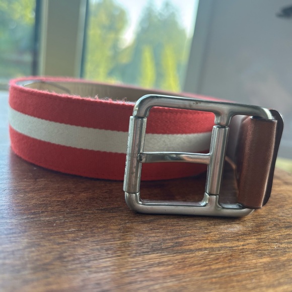 Moving! Vintage Lacoste Red and White Belt - Picture 1 of 9